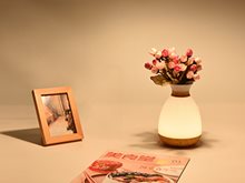 華增科技護(hù)眼臺燈有什么特色？